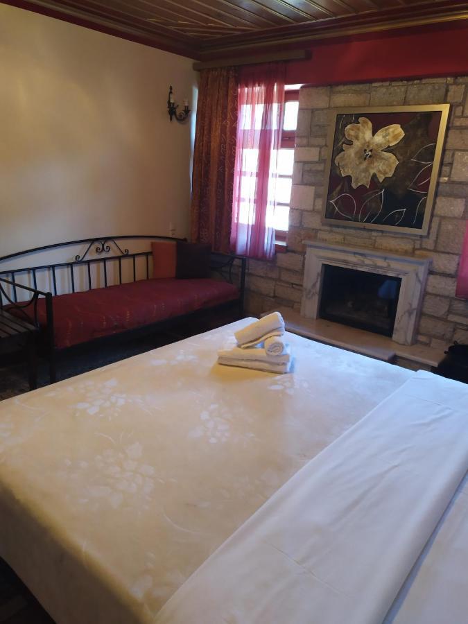 Aggelon Katafygio Hotel Asprangeloi Buitenkant foto