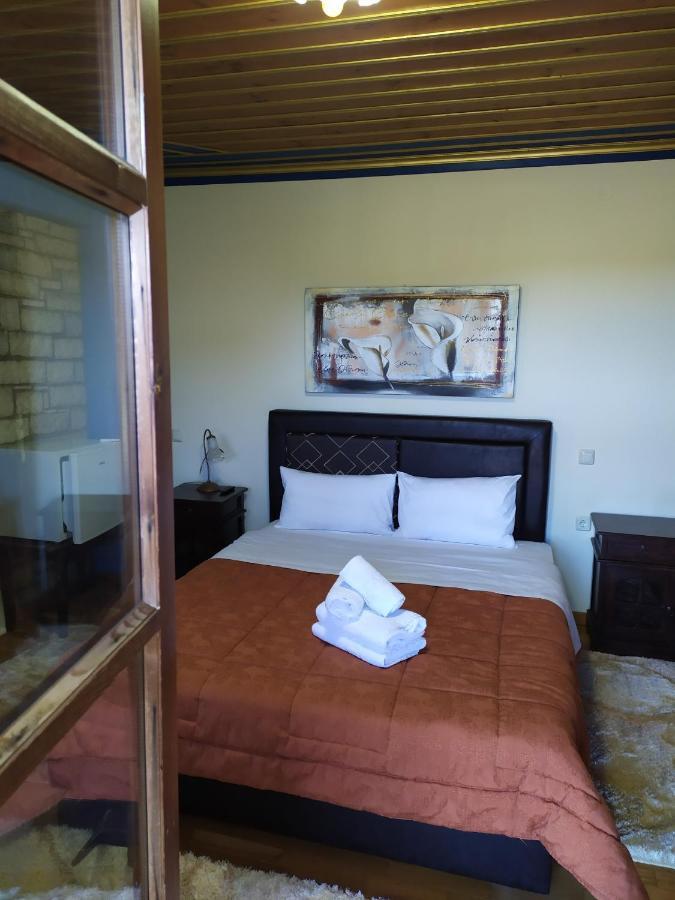 Aggelon Katafygio Hotel Asprangeloi Buitenkant foto