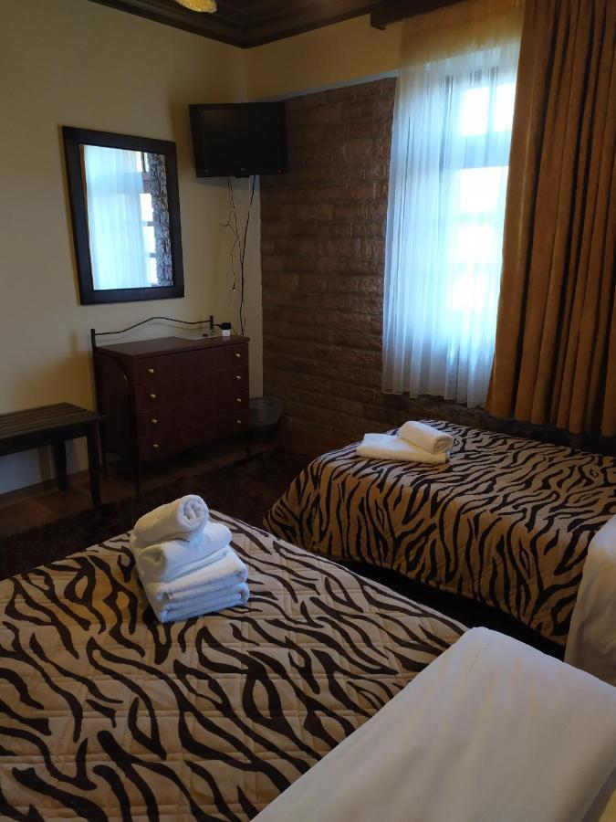 Aggelon Katafygio Hotel Asprangeloi Buitenkant foto